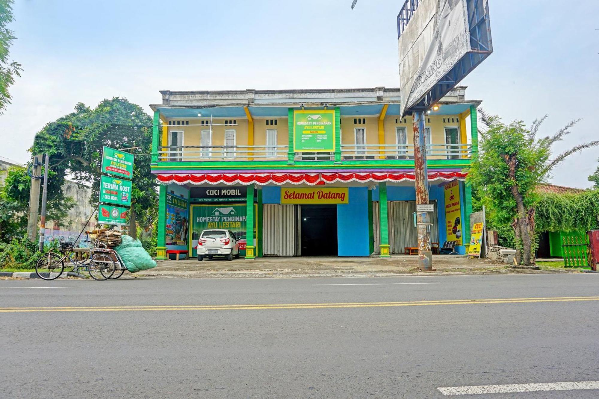 Nganjuk Oyo 91825 Ayu Lestari Homestay מראה חיצוני תמונה