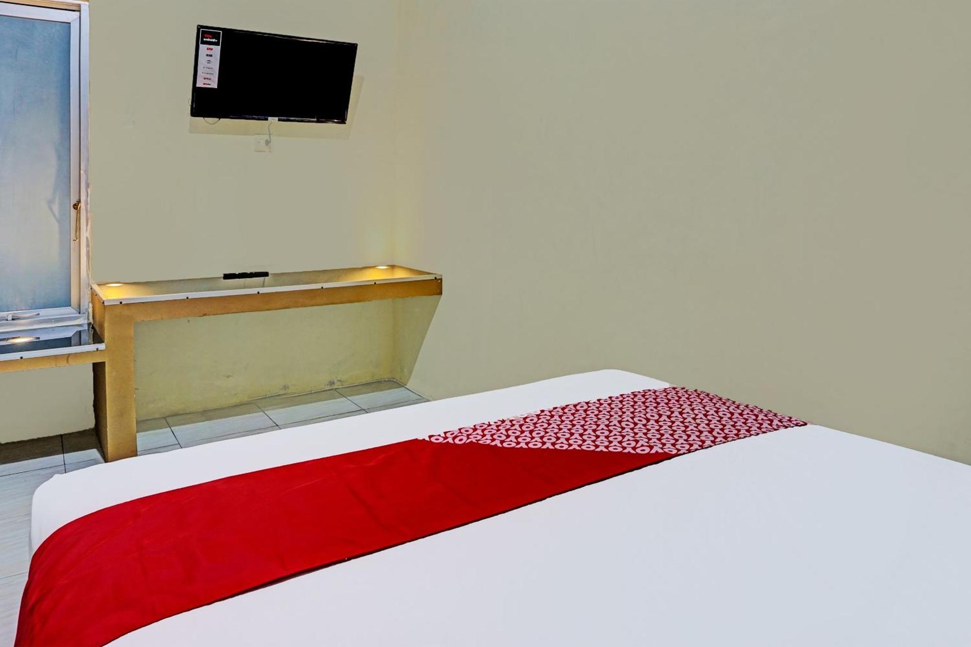 Nganjuk Oyo 91825 Ayu Lestari Homestay מראה חיצוני תמונה